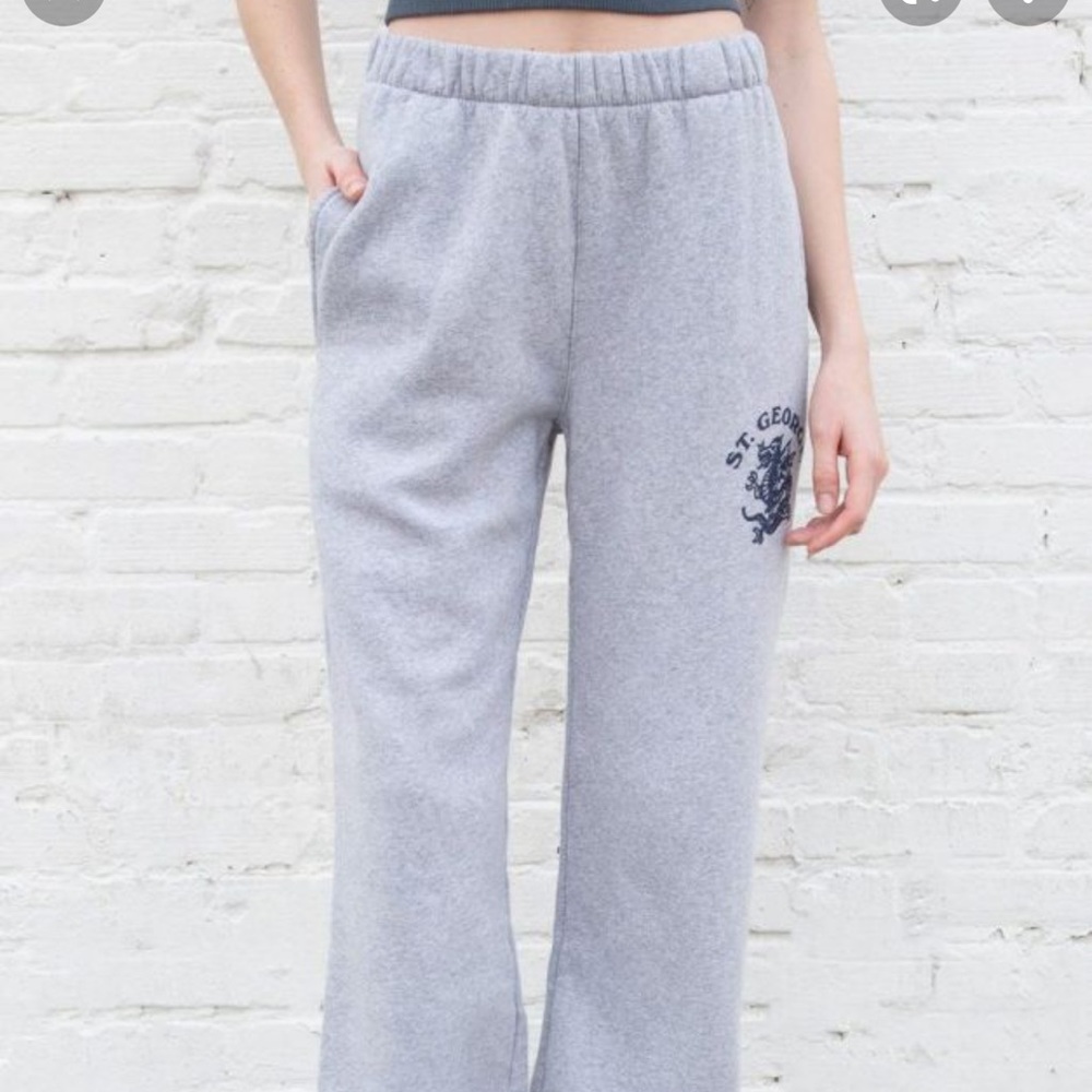 BRANDY MELVILLE SWEATPANTS